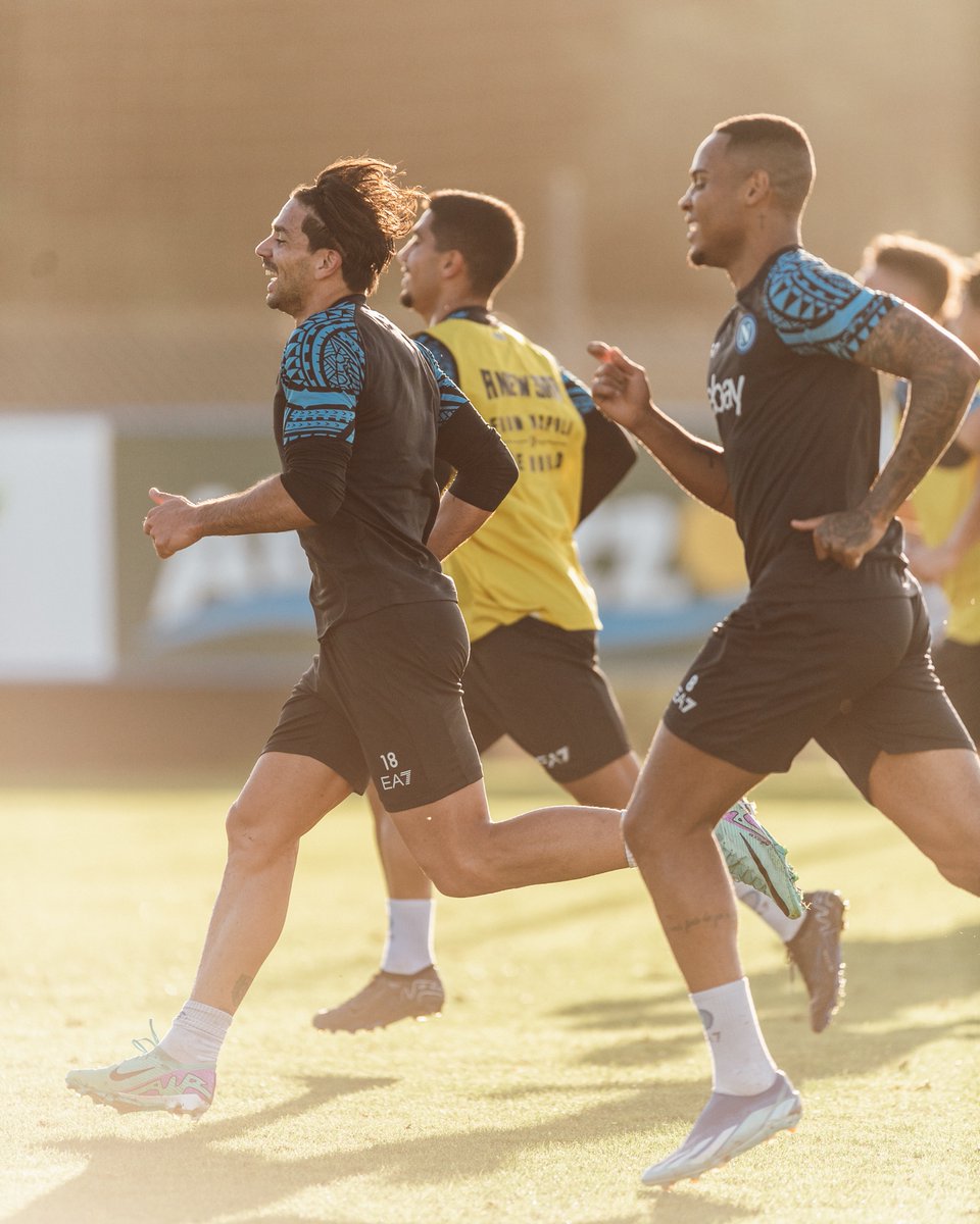 sscnapoli tweet picture