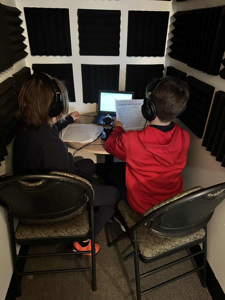 The Gr. 6s are working on their first podcast! Their teachers planned a project within social studies and they’re using podcasts to show learning through an interview. They are recording and editing independently. Can’t wait to listen! <a href="/StBonaventures/">St. Bon's 🇨🇦</a> #whatdidyoulearntoday