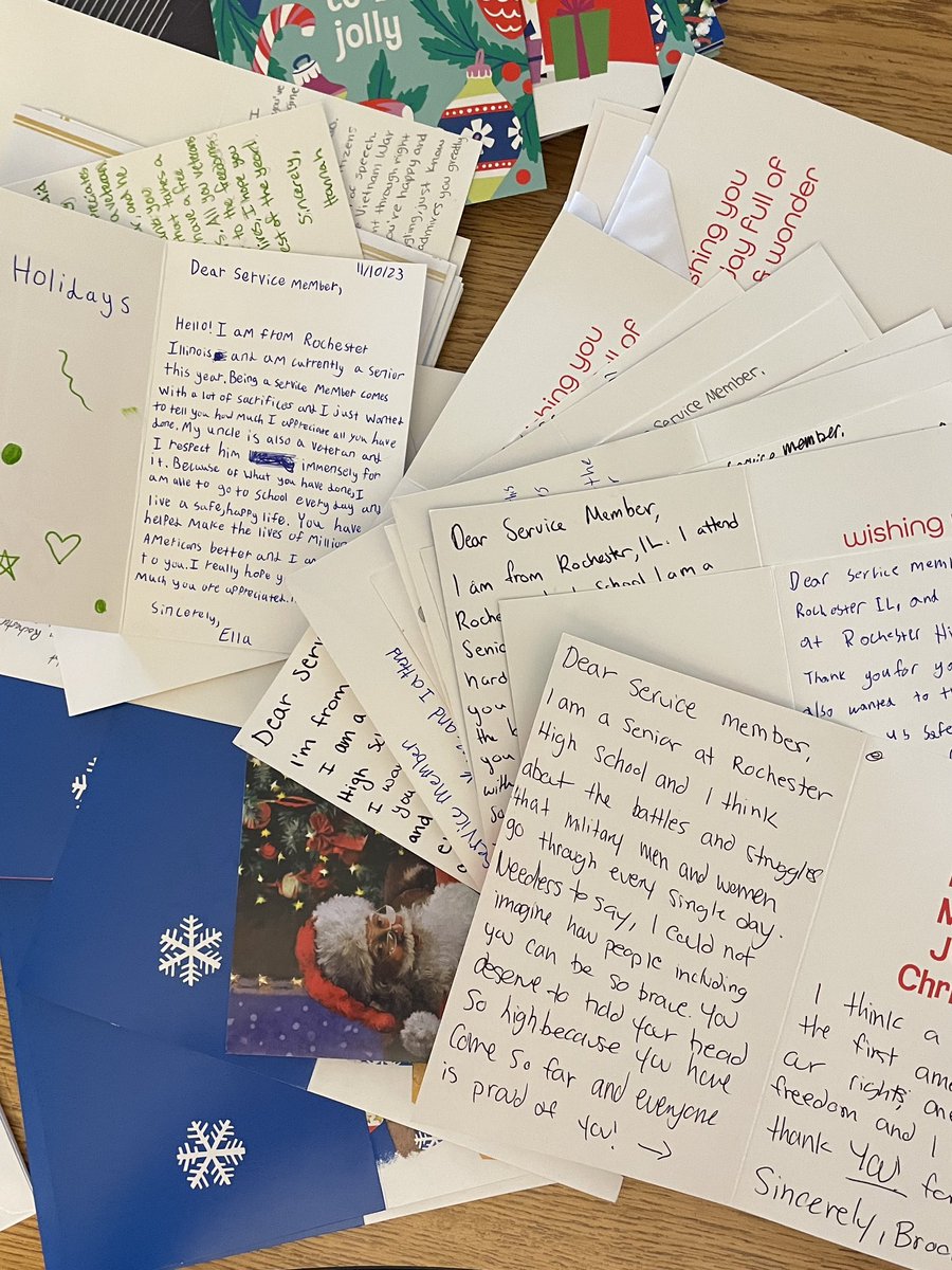 Packing these cards up to spread some cheer. Civics students wrote holiday cards to active duty service members! #socialstudies #civicseducation <a href="/RocketsCUSD3a/">Rochester Rockets</a> <a href="/RochesterHS_3A/">Rochester HS</a>