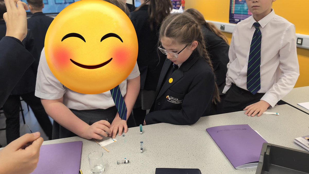 free_manor's tweet photo. βοΈπ§ͺ Y7 Chromatography in Science with Miss Johnson.
Who wrote that note? Let's find out!
@DeltaScience #deltaScience https://t.co/t1iX0Wu49i