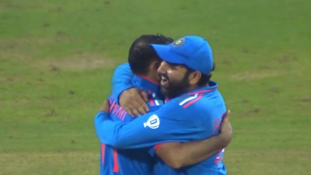 saloon_kada's tweet image. He is Our New LORD SHAMI😎👑🔥

THE REAL GAME CHANGER!!