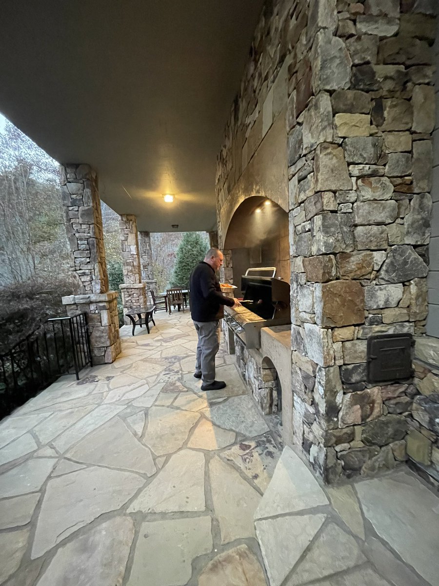 ColtD14's tweet image. Amazing weekend for our friends 30th birthday 🙌🏼🙌🏼🙌🏼🙌🏼🙌🏼🍾🍾🎂🎂