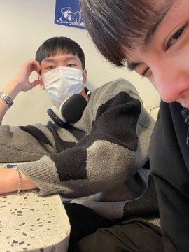TO1FRANCE's tweet photo. 📝| upTOdate| 281023

[#JYOU]

Aujourd'hui, Jisoo et 🦊

#TO1 #티오원 #제이유

Cr :@TO1_members
#🦋 https://t.co/B6qpYEnK1R