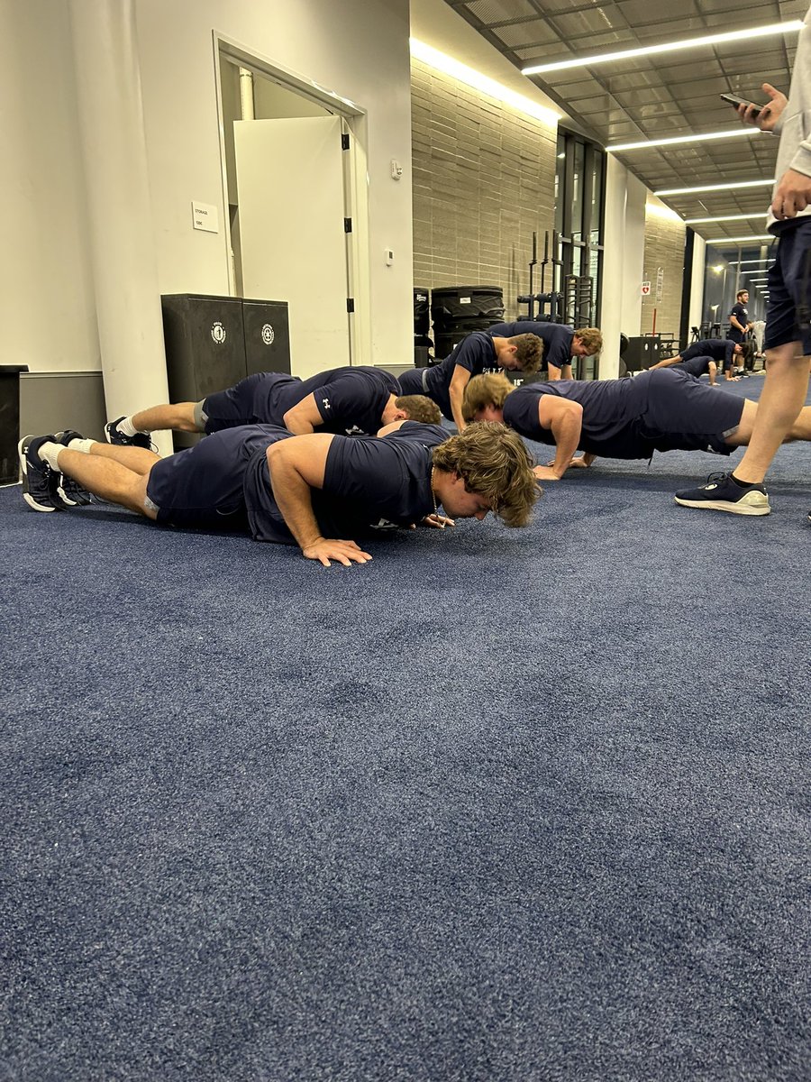 Day 2 of Omaha Completed ☑️ 🐶

#ThisIsYale #YBB