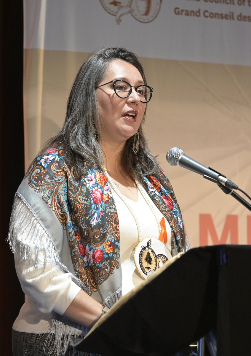 « Mots-clés tels que : co-création, apprentissage, écoute, poursuite active, travail harmonieux et, surtout, compréhension de la réalité et des besoins de la Nation crie. » - Mandy Gull-Masty @Mandyingaround , Grande Cheffe, <a href="/gcccra/">Cree Nation Govt.</a> 
#ACSECRETARIAT23