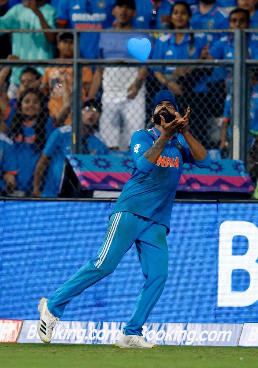 ChennaiIPL's tweet photo. Caught 1 billion hearts with those 3 catches! 🥳🫶🏼 https://t.co/6vyy4WhvZX