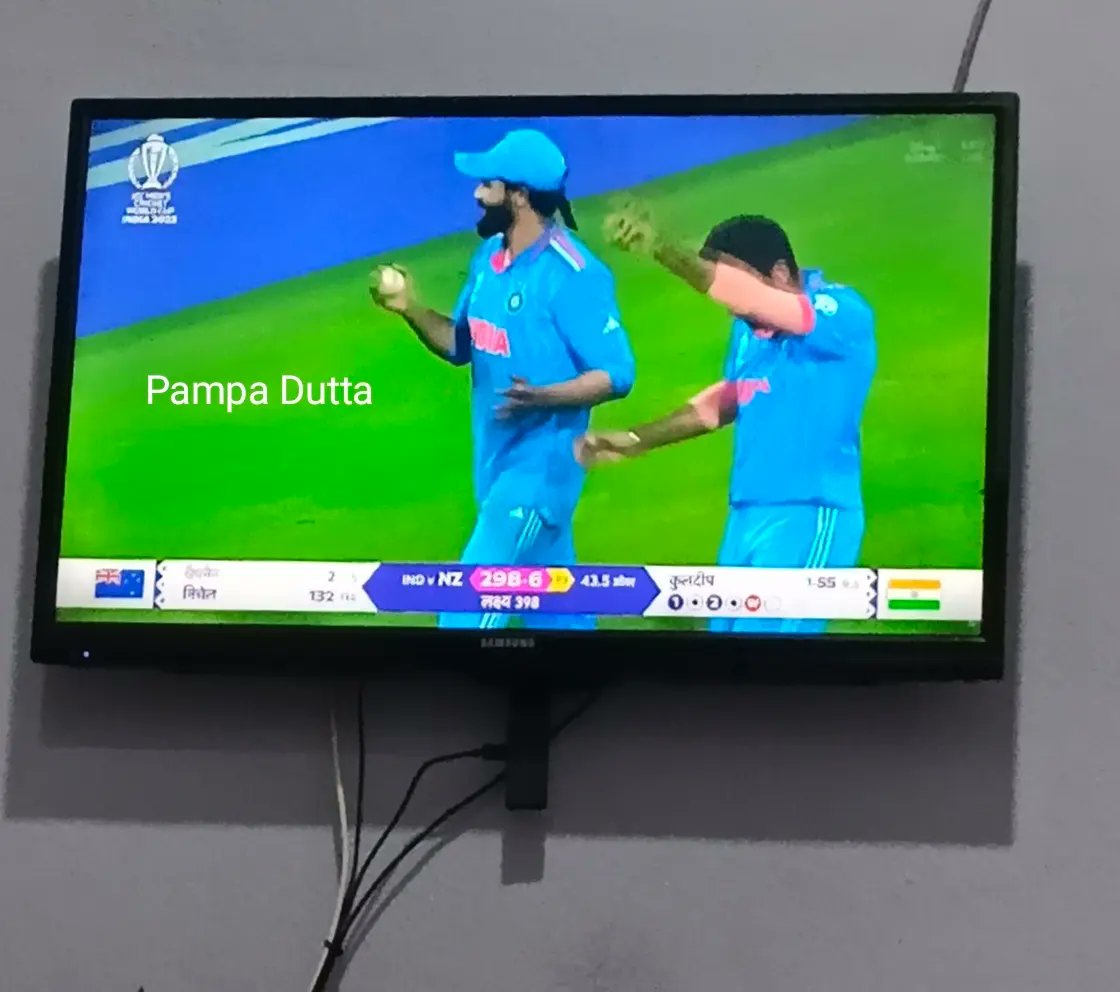 PampaD1998's tweet image. #OneForTheHome 
 Spotted Ravindra Jadeja Today Match  
@Hisense_IND @imjadeja
Join
@JasoosShow 
@DuttaSingha 
@KDivya18740584