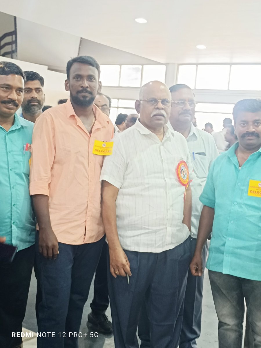 SOORIMUTHU's tweet photo. இன்று சென்னையில் நடைபெற்ற 🚩SRMU🚩13th BIENNIAL GENERAL BODY MEETING ல் 🚩SRMU🚩மானாமதுரை கிளையின் சார்பாக கலந்து கொண்ட போது
@GSSRMU 
@airfindia 
@JMRafi01 
@RajaSridhar14 
@dssrmusa 
@ShivaGopalMish1 
@railway https://t.co/fFXGe2RjI4
