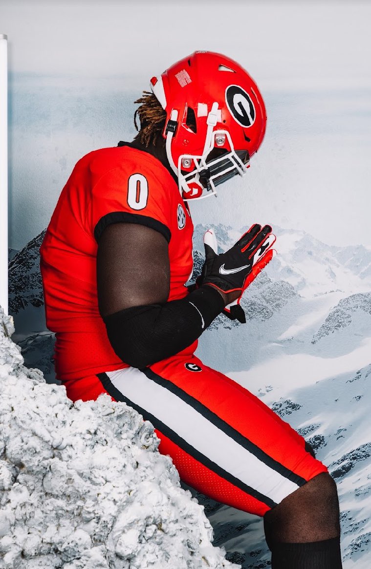 NasirJohnson56's tweet photo. Respect my decision 💯 @247Sports @on3 @Hayesfawcett3 @ChadSimmons_ @DublinIrishFB @Rivals https://t.co/dUaiMok6UX