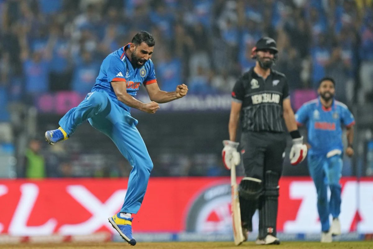 Fact: Mohammed Shami is the first India bowler to take a 7-wicket haul in World Cup history. Build him a statue 🇮🇳🔥🔥 #CWC23 #INDvsNZ