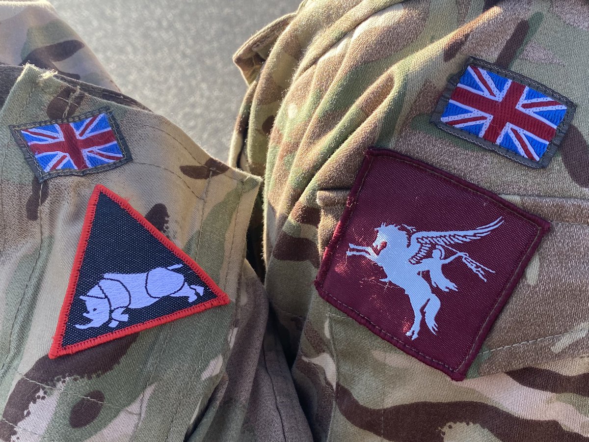 When Rhino met Pegasus. 

A parade at Merville Barracks marked the Brigade’s re-subordination to @1UKDivision, as @BritishArmy returns to fielding two battle-winning divisions through the #FutureSoldier vision.