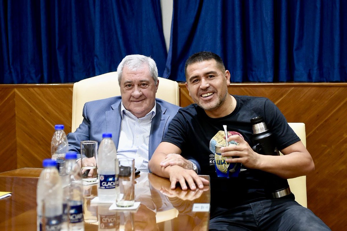 BocaRRPP (@bocarrpp) on Twitter photo Sigamos trabajando, todos juntos, para tener un club cada dΓa mΓ‘s grande.
Estamos en buenas manos!πππ
 
Roman - Jorge 2023
#VamosBoca ππ» Sigamos trabajando, todos juntos, para tener un club cada dΓa mΓ‘s grande.
Estamos en buenas manos!πππ
 
Roman - Jorge 2023
#VamosBoca ππ»