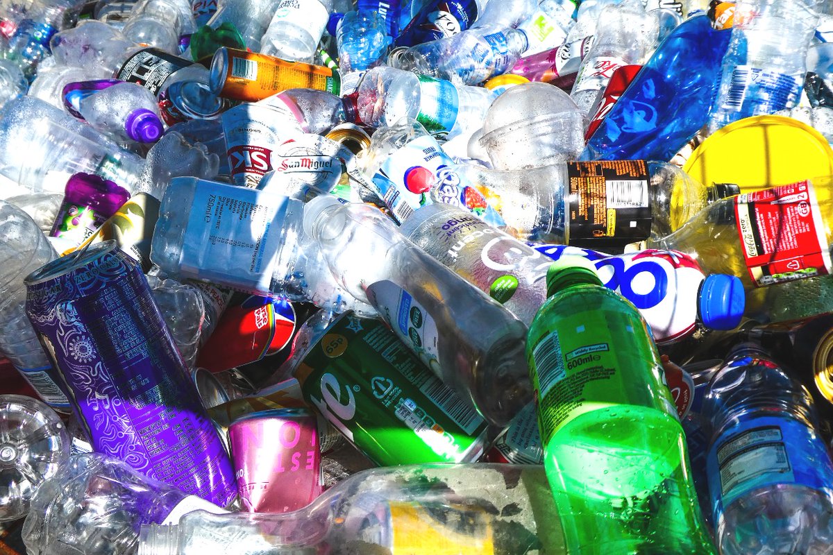 Colorado State University Research (@researchcsu) on Twitter photo It's National Recycling Day! ♻️🗑️
A team of <a href="/ColoradoStateU/">Colorado State University</a> materials scientists are working on a solution to create more easily recyclable plastics – one that doesn’t require you to carefully sort out all of your recycling on trash day.
col.st/z9BVV It's National Recycling Day! ♻️🗑️
A team of <a href="/ColoradoStateU/">Colorado State University</a> materials scientists are working on a solution to create more easily recyclable plastics – one that doesn’t require you to carefully sort out all of your recycling on trash day.
col.st/z9BVV
