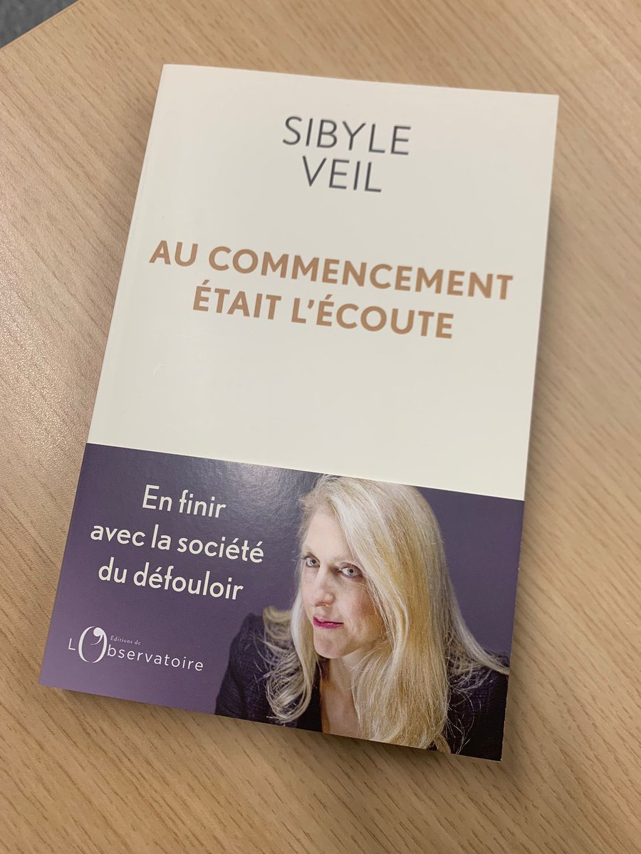 Les <a href="/EdLObservatoire/">Éditions de l'Observatoire</a> publient aujourd’hui « Au commencement était l’écoute », un ouvrage qu’il me tenait à cœur d’écrire. 

Pour que nous retrouvions – individuellement et collectivement - le sens de l’écoute !