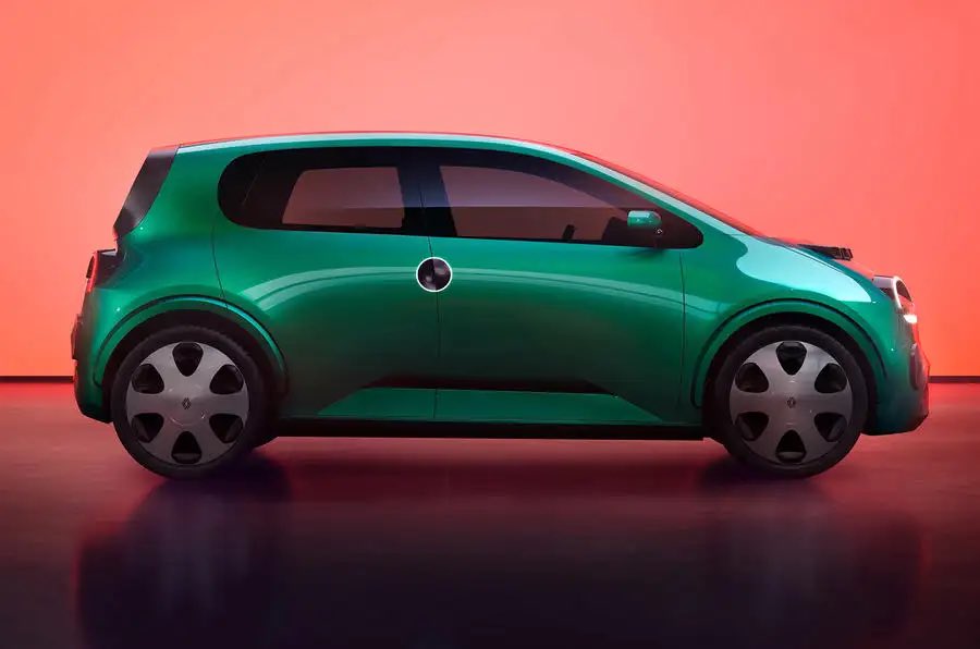 motordiction's tweet photo. ALERT! THE TWINGO IS BACK!
#honhon https://t.co/HAHcGxpe0U