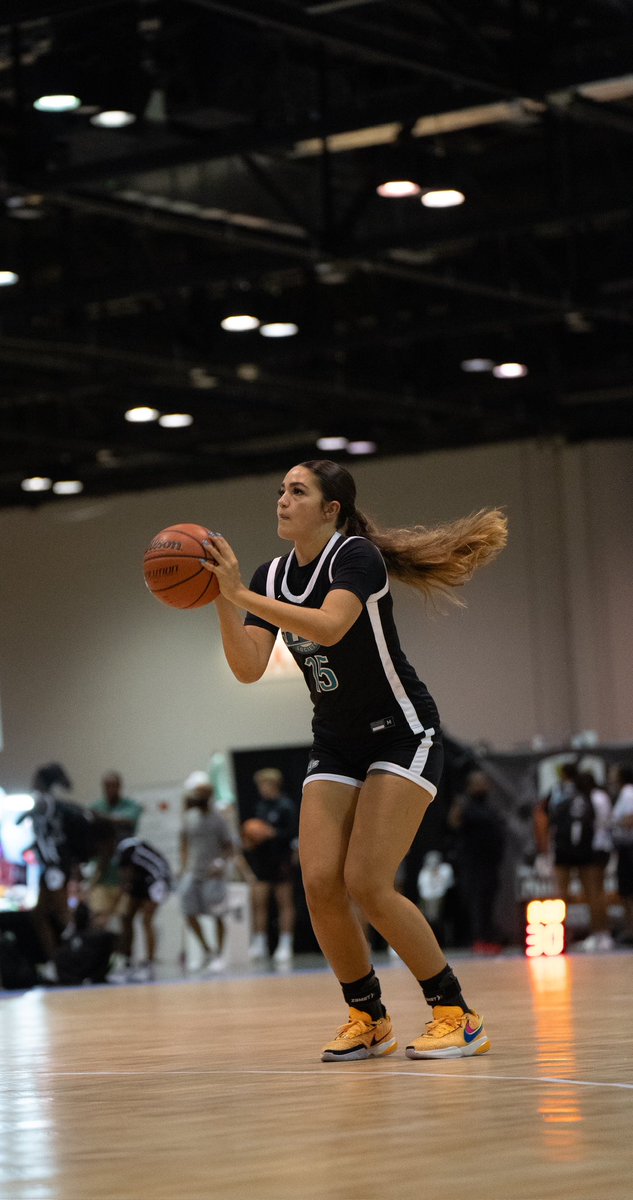 TeamSpazHoops's tweet photo. Top performances last night (1 mon) from some THS fam: @thshoopz 🏀 🔥🔥

▪️Rihanna Deleon - 38 pts (10 3s)

▪️Shreya Jategaonkar - 30 pts 4 ast 5 stls

▪️Nyla Wold - 26 pts 7 rebs 4 blks

▪️Mariyah Brown - 18 pts 14 rebs

▪️Heather Baymon - 16 pts 6 rebs 4 ast 5 stls https://t.co/mg1nwchsC9