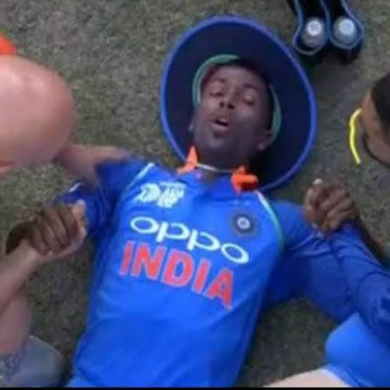 menongitis's tweet photo. Precursors to great performances in this world cup
#INDvsNZ https://t.co/vUjwURTBWy
