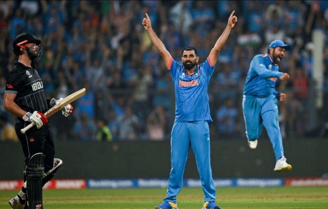 VankhedeDev's tweet photo. #ViratKohli𓃵 
#MohammedShami 
#IndiaVsNewZealand https://t.co/4pth09dXlm