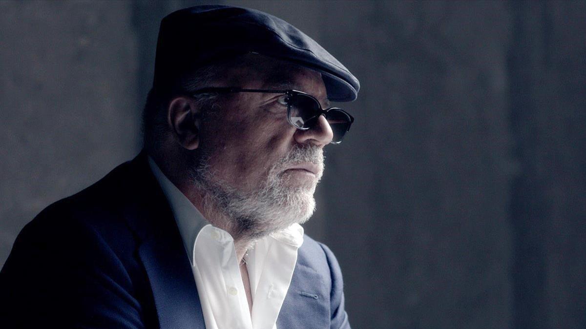 Comisario Villarejo: "🤷Tengo infinidad de testimonios para corroborar la compra de árbitros por parte del Real Madrid"

Caverna y Sique "el gran investigador de la verdad" Rodríguez: "😃Hablemos de las imágenes de Aitana que ponen patas arriba las redes y vuelven loco a Ramón"