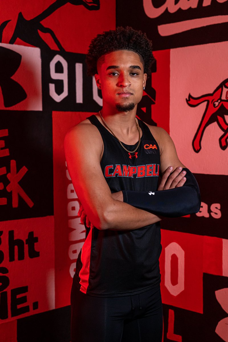 GoCamelsTFXC's tweet photo. Leaked Media Day Photos 📸🤫

#FightasONE | #RollHumps https://t.co/D29cOHCAPb