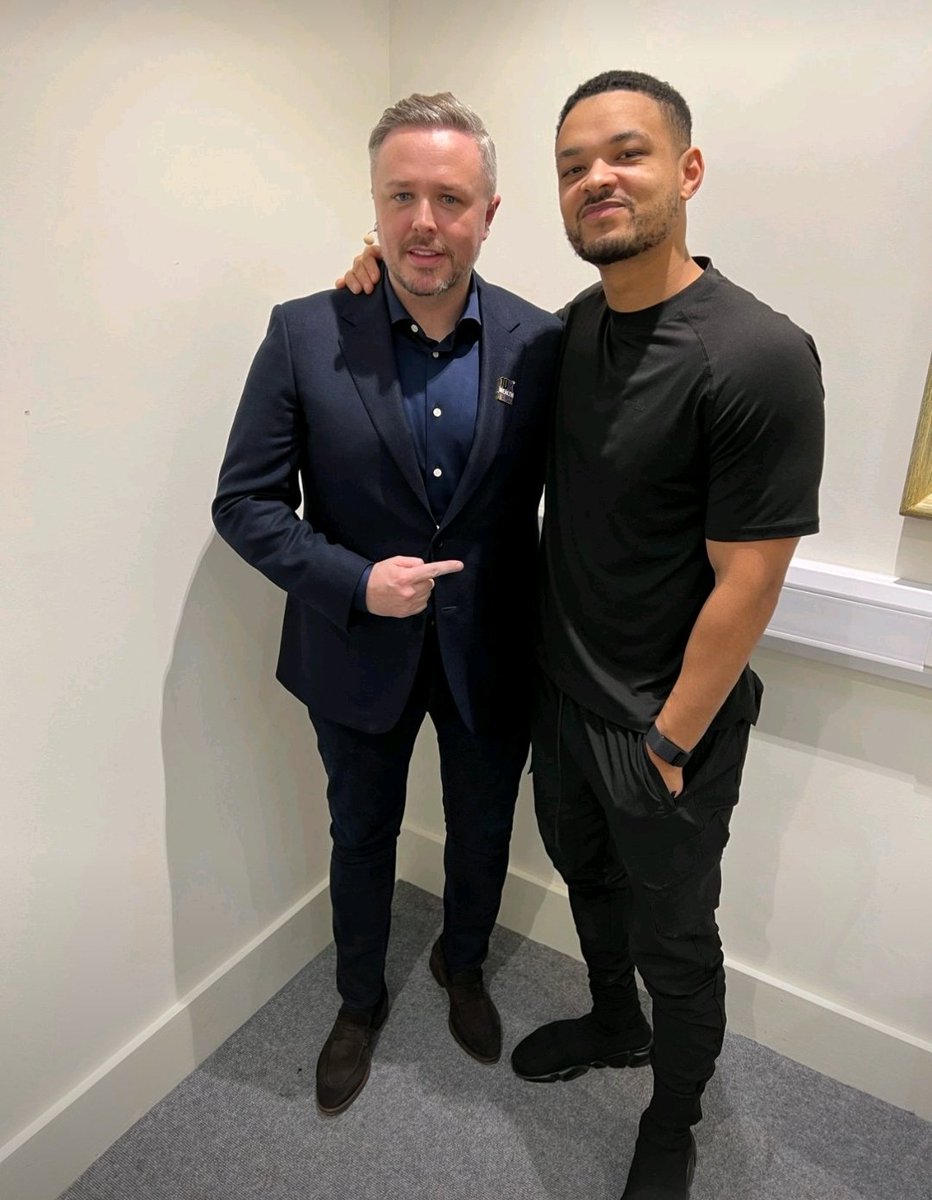 Look who has arrived!  #wealthsummit 
#Thewealthsummit 
<a href="/StevenBartlett/">Steven Bartlett</a>