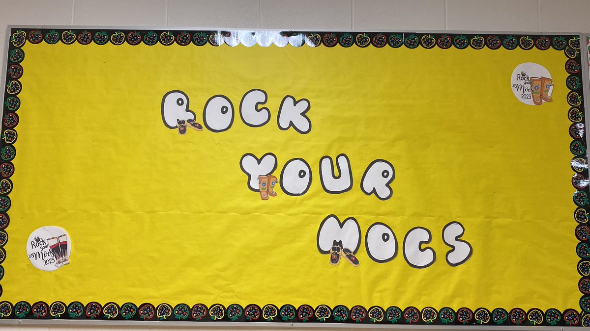 Rock Your Mocs @McNeillyfmpsd @indigenousFMPSD @FMPSD Pictures will be added if all our foxes rocking their Mocs !