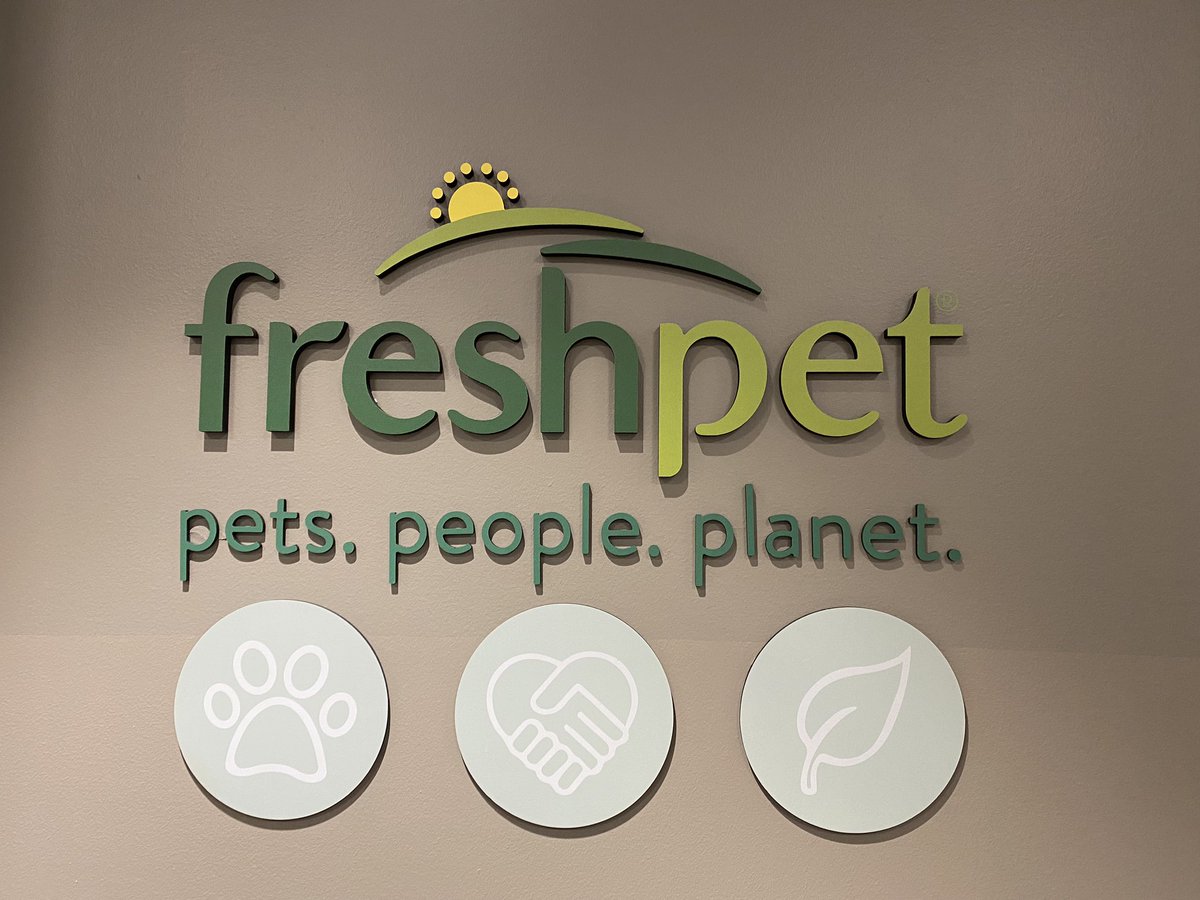 Great day filming <a href="/Freshpet/">Freshpet</a> w/ our <a href="/EastHillsMSbasd/">EastHillsMS</a> <a href="/wscmlv/">WSCMLV</a> TEAM! Yummy for pets and quality Manufacturing! <a href="/CalarioSerena/">Serena Calario</a> <a href="/BethlehemAreaSD/">BASD</a> <a href="/BASDMedia/">BASD Media</a>