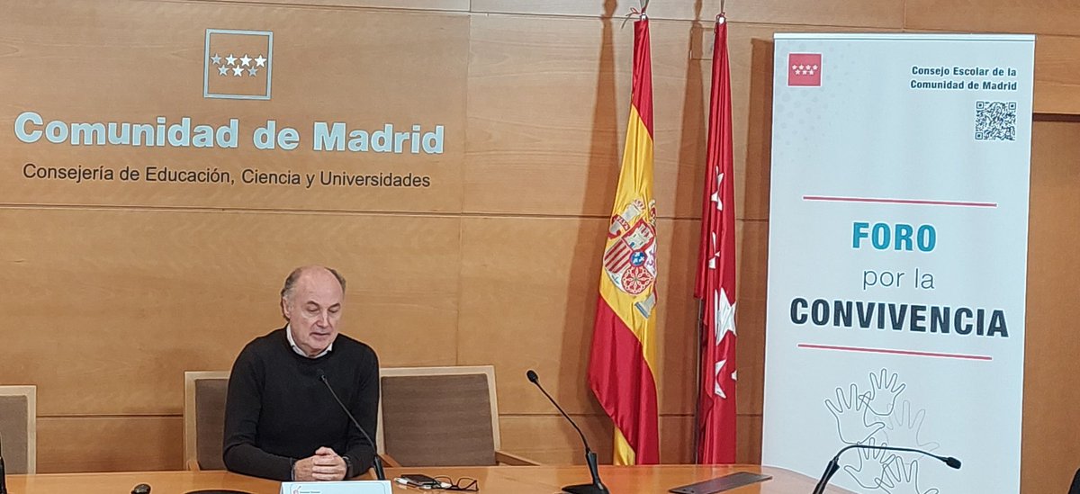 Foro por la Convivencia.
Consejo Escolar <a href="/ComunidadMadrid/">Comunidad de Madrid</a> 

El papel de la escuela en la promoción del bienestar psicológico del alumnado <a href="/jaluengolatorre/">José Antonio Luengo</a> 
#ConvivenciaSaludMental

Directo👇🏻
educa2.madrid.org/web/eventos-co…