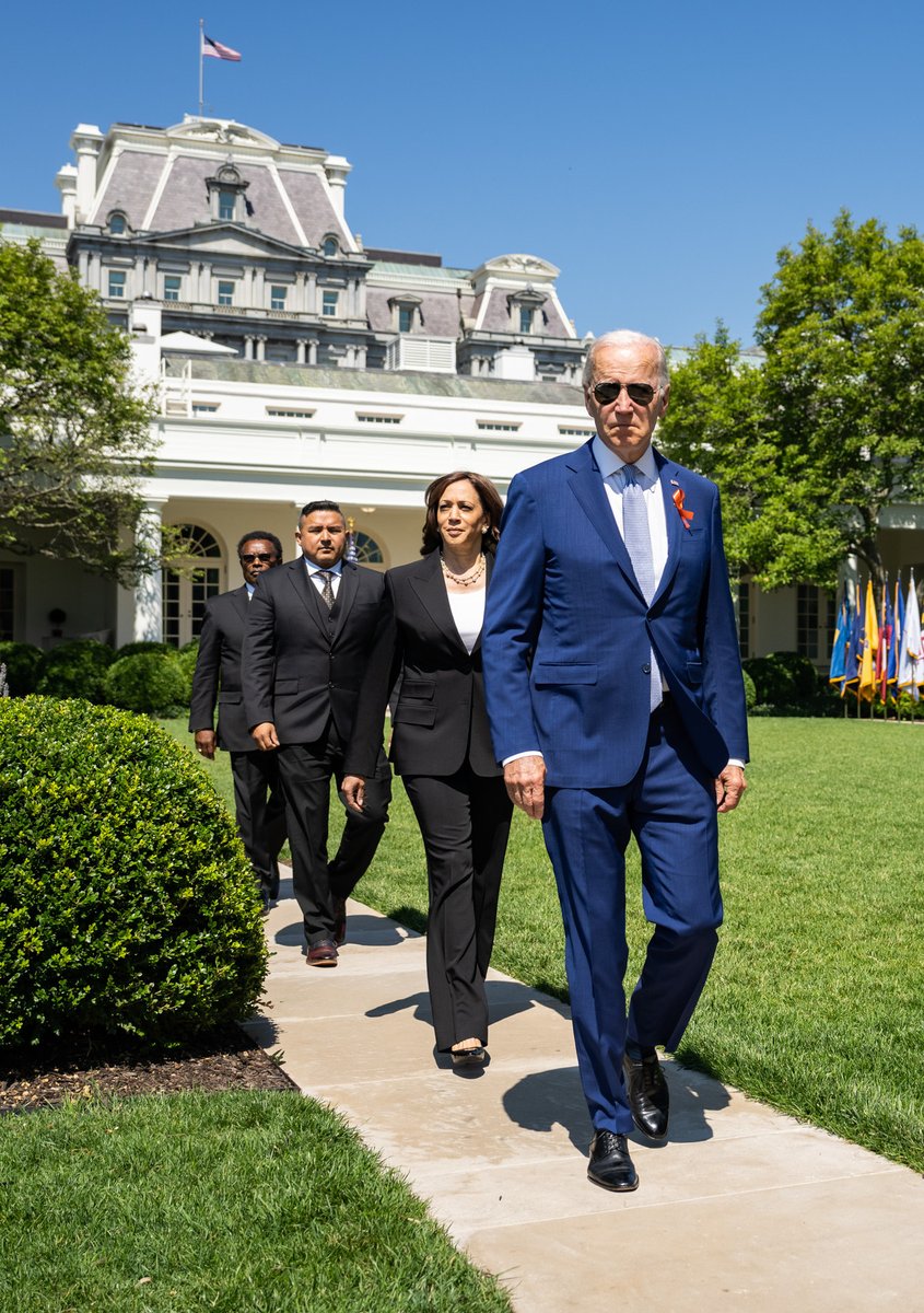 MDomino07's tweet photo. @BidensWins This is a BFD. @JoeBiden visits with Xi from a position of great strength. https://t.co/qtHhVCSUTn