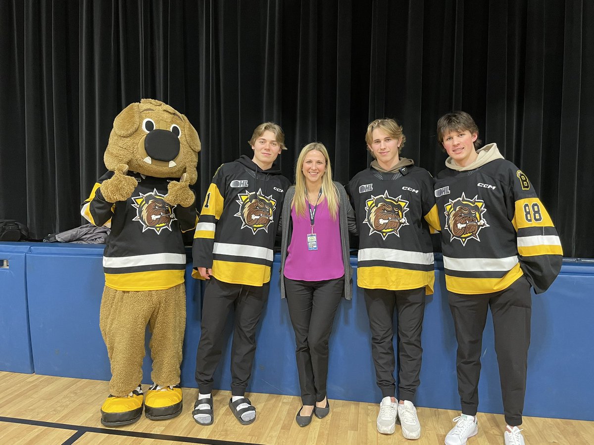 Princess Elizabeth School tweet media