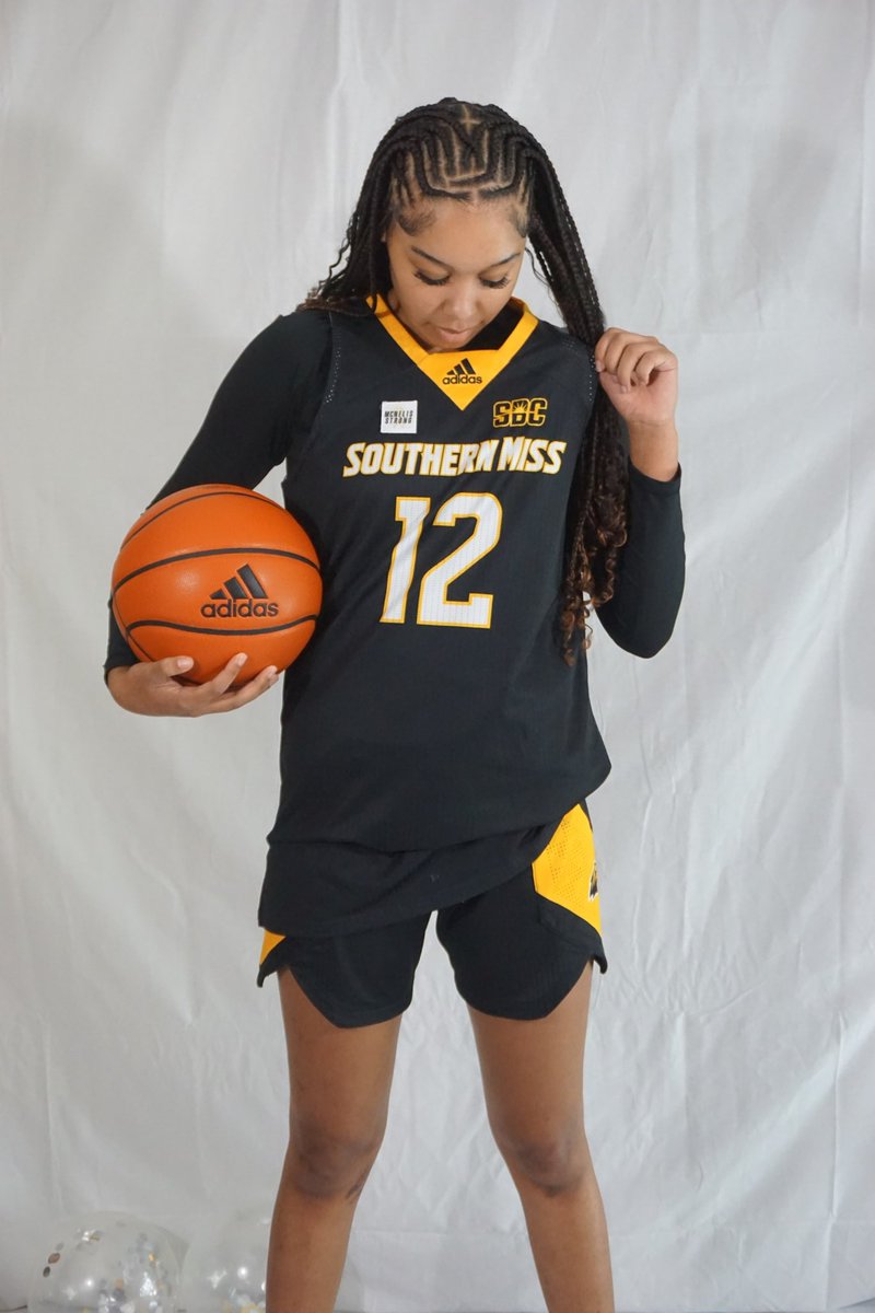 Caleah Kennedy (@caleahkennedy07) on Twitter photo Thank you so much to the coaching staff at the University of Southern Mississippi for a great #unofficial visit! #ToTheTop 💛🖤 <a href="/JessBarbes10/">Jessica Barber⚓️</a> Thank you so much to the coaching staff at the University of Southern Mississippi for a great #unofficial visit! #ToTheTop 💛🖤 <a href="/JessBarbes10/">Jessica Barber⚓️</a>