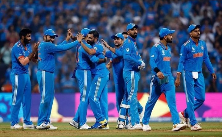 RECPedia0301's tweet photo. #IndiaVsNewZealand #ViratKohli𓃵 
INDIA, INDIA, INDIAA....
India shines bright in the semi-final showdown! 🇮🇳✨
One step closer to glory! 🏏🎉 https://t.co/bdclbHCWSG