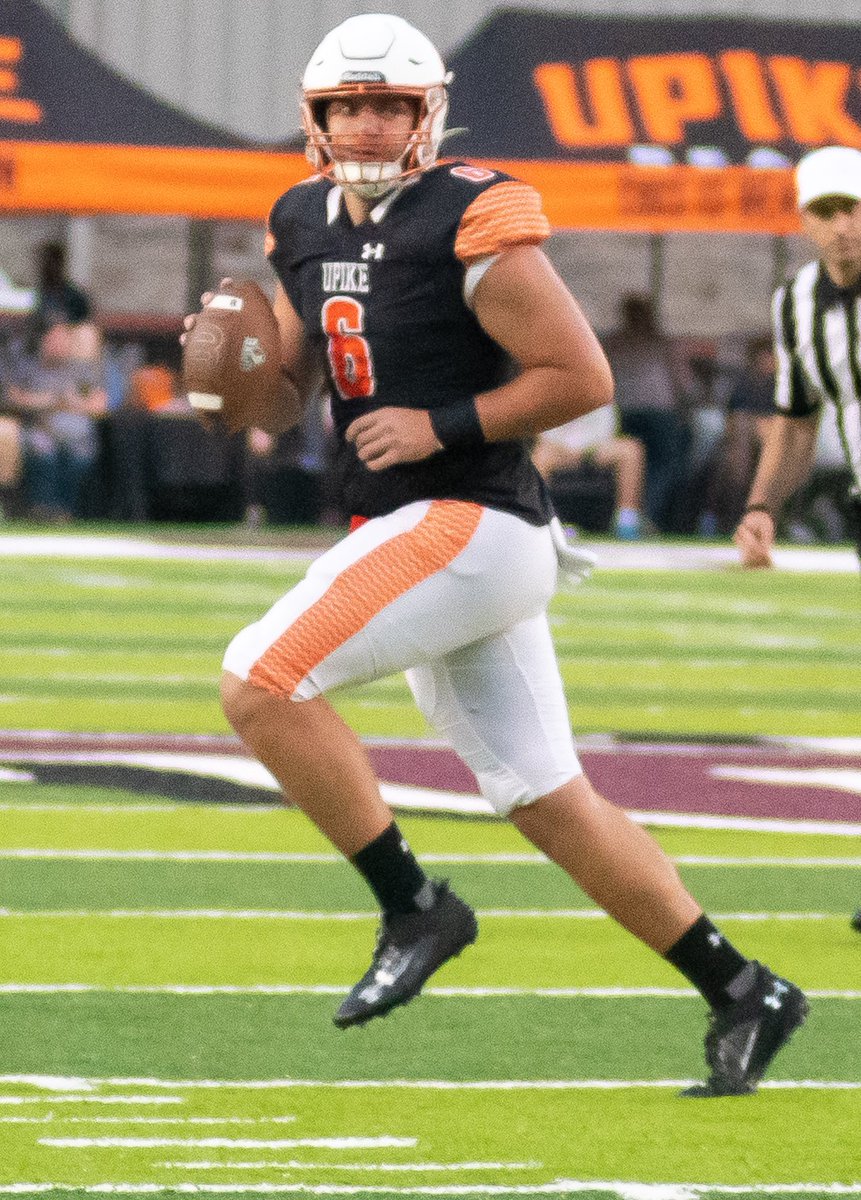 AAC Offensive Player of the Year.

<a href="/Leerk3_12/">Lee Kirkland</a> 

#BearDown || #AACOPOTY

upikebears.com/news/2023/11/1…