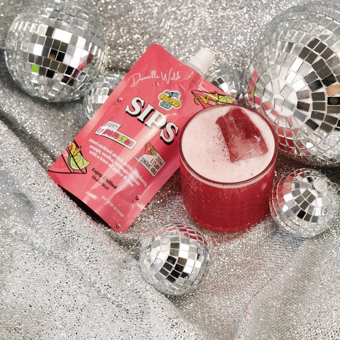 Danniwalsh123's tweet image. It’s official my fiery cosmo is now live and ready to be shipped 😍🙌 #letsgetlit  unreal waveyice.com/products/fiery…