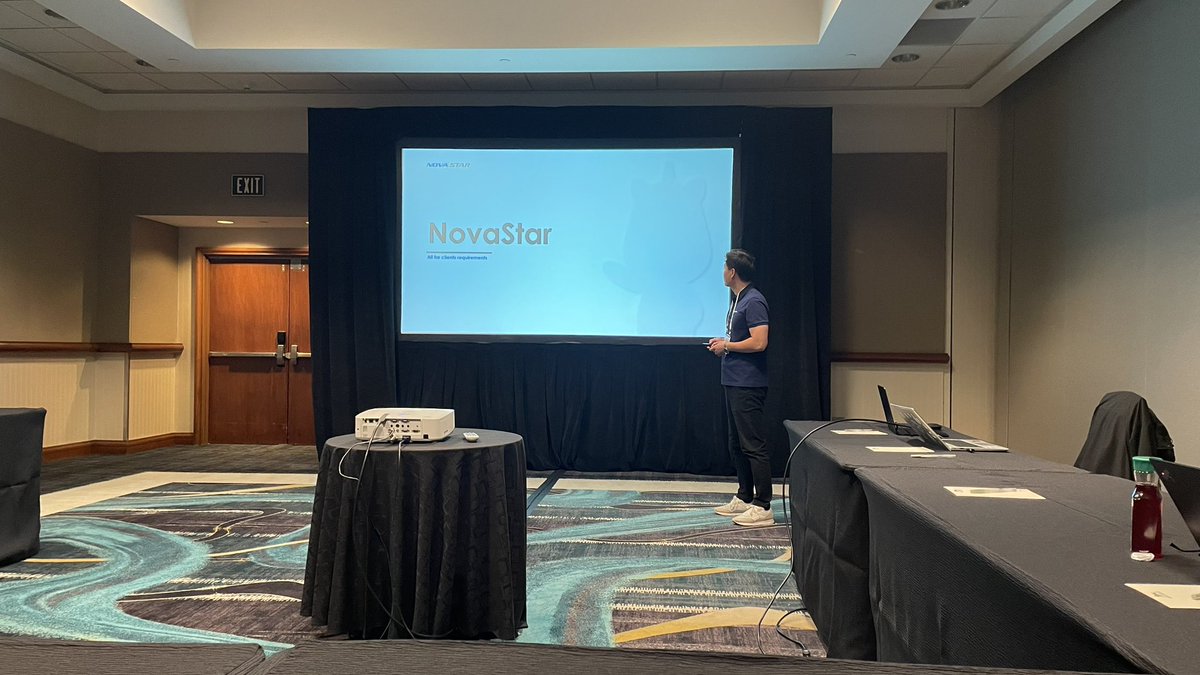 LukeJordanEAVI's tweet image. Excited to meet with @novastartech and learn more about their team! @commintegrator #TotalTech23