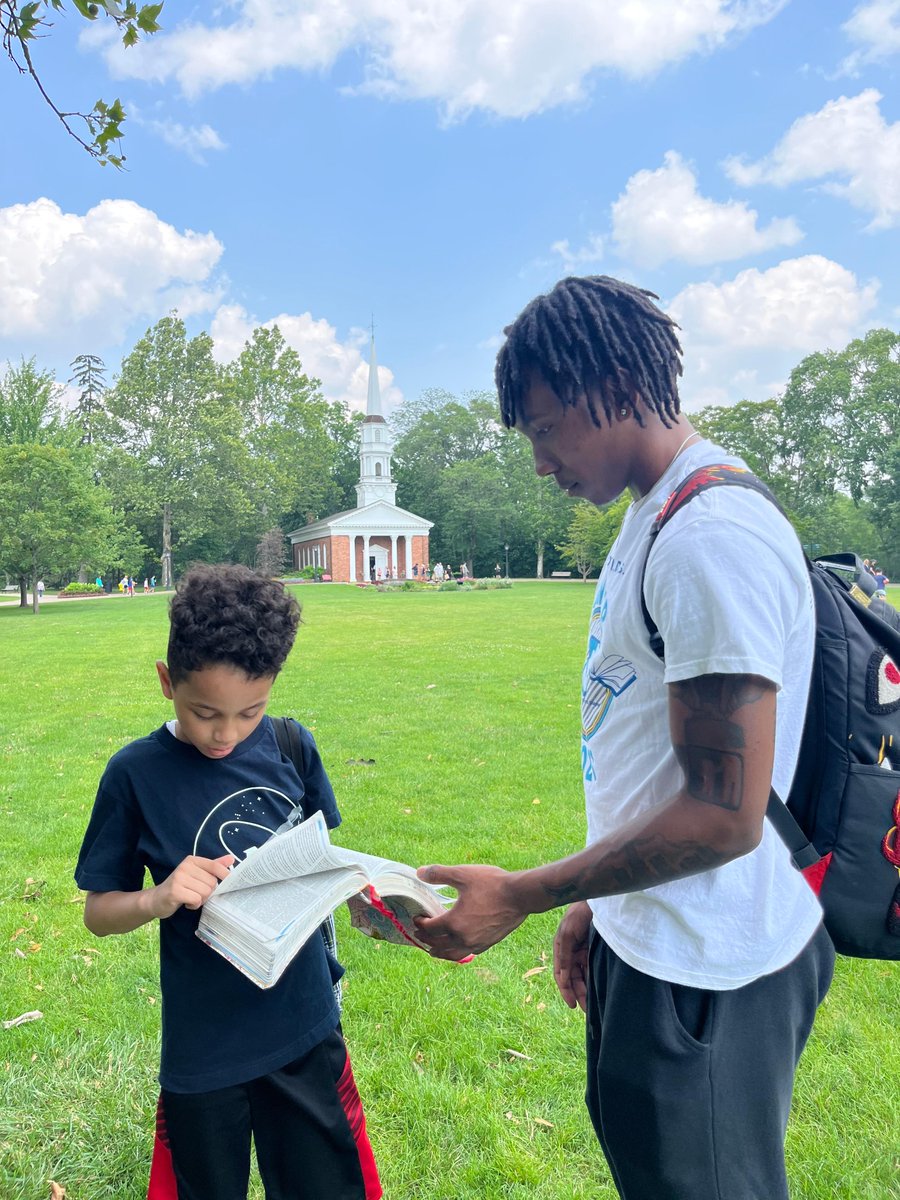 Developing_KIDS's tweet photo. Fostering strong bonds with our participants is key. We prioritize creating a safe and supportive environment where everyone feels seen and heard. 😄
#TheVillage #empoweryouth #developingkids #youthdevelopment https://t.co/Rs5iAotMtz