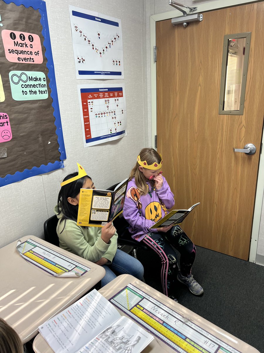 mr_goudy's tweet photo. In reading block we are practicing for our performance of “How Robin Hood Shot for the Queen”

#hlwwproud
#hlwwlakers
#4thgradelife https://t.co/Z6aKbRLp7k