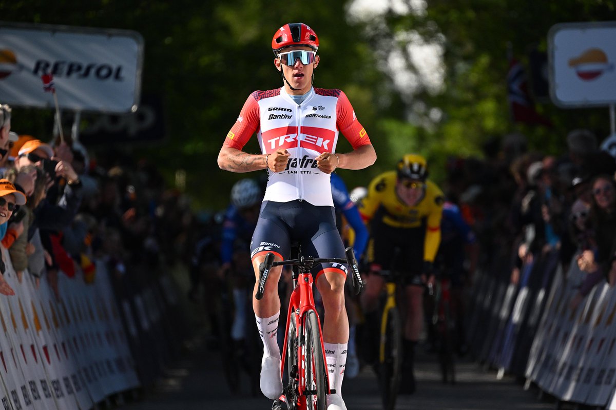 ⏪ 2023 Rewind ⏪ @thibau_nys4 claimed his maiden pro victory at the Tour of Norway after a day of perfect teamwork and an equally perfect sprint that saw him immediately get a gap and power away to the line 👌🤩🙌