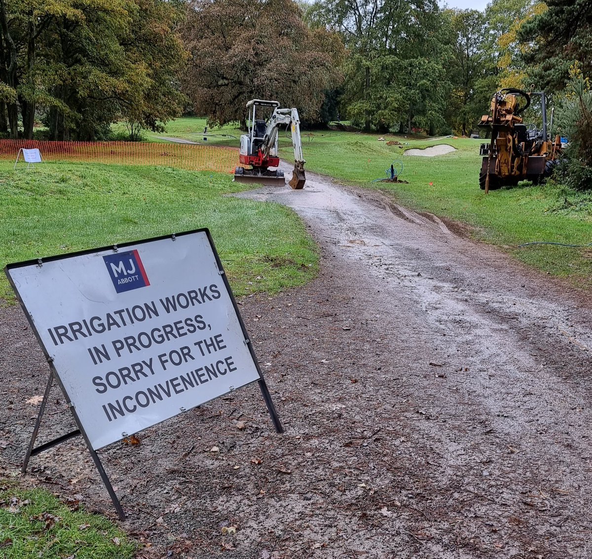 Despite the unprecedented rain fall and challenging ground conditions @MJAbbottLtd are doing a sterling job with @IrritechLimited @shaundanderson @alec_macindoe A complete redesign using #RBIC #technology & managed by @RainBirdGolf #CirrusPRO