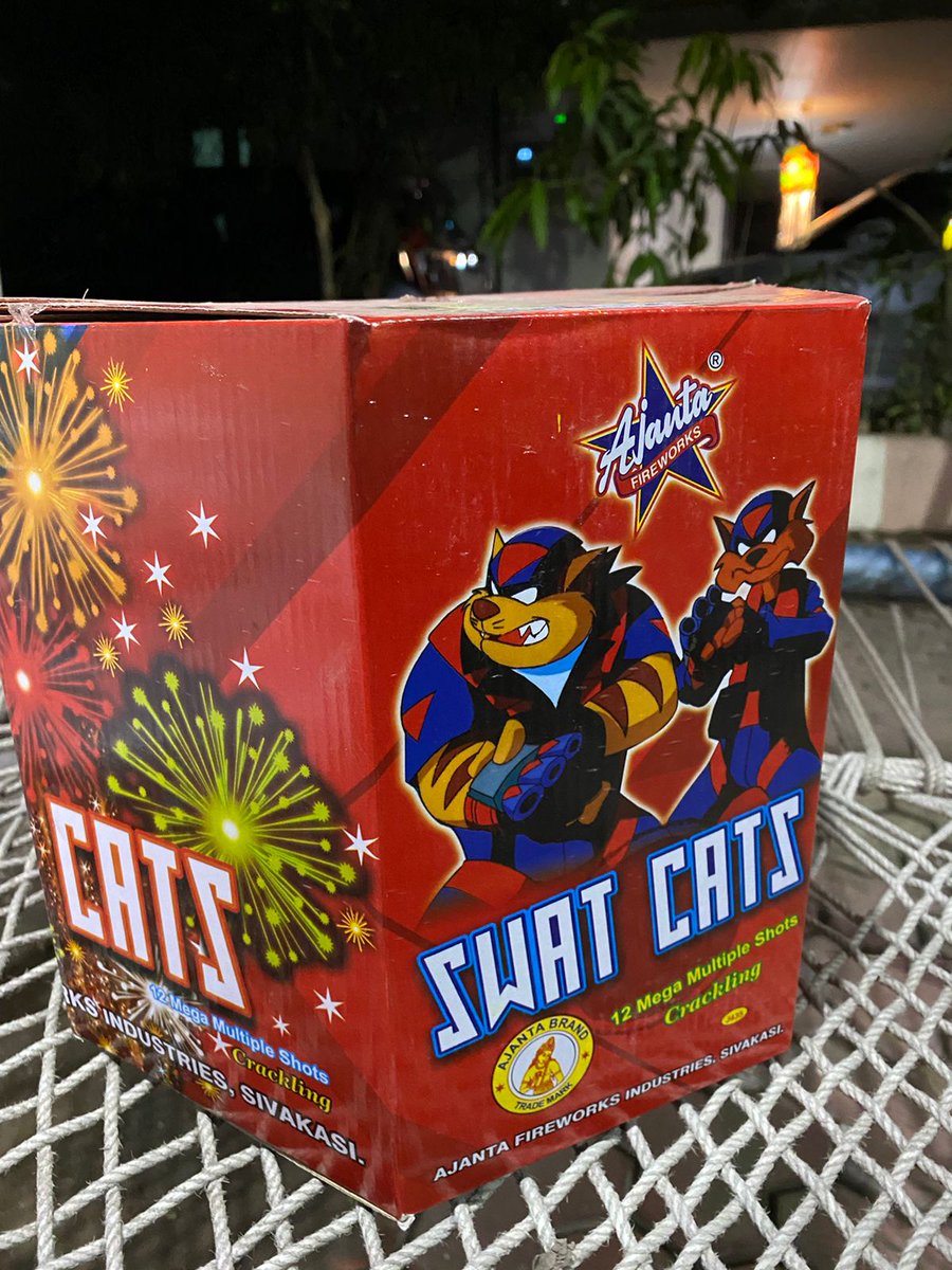 On the occasion of Diwali.. I found this swat Kats Firecracker box .. It's funny how They use images of famous cartoons which were popular in India. #SWATKats #SwatKats #Diwali #fireworks #Firecrackers