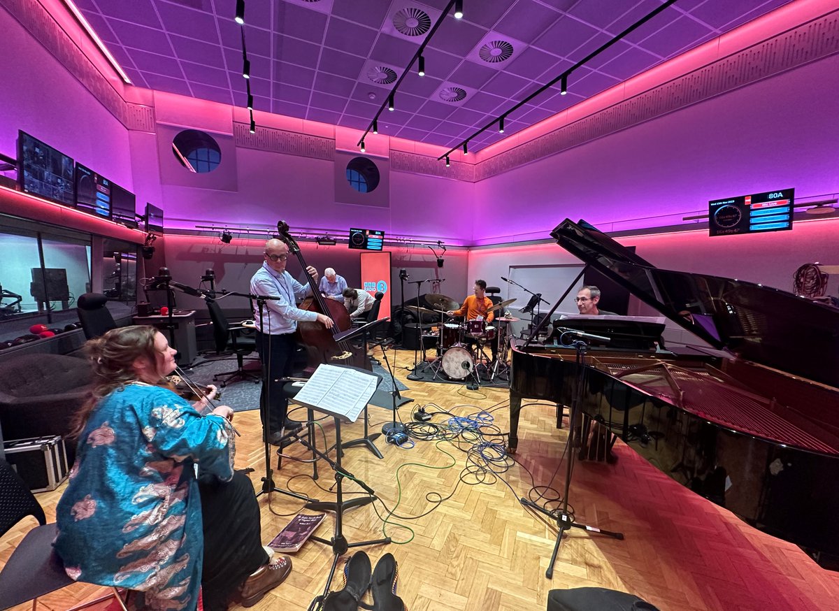 In Tune BBC Radio 3 (@bbcintune) on Twitter photo Tune in for some Byrd inspired jazz for <a href="/LondonJazzFest/">EFG London Jazz Festival</a> - David Gordon and Tenor Madness with Jennifer Bliss Bennett - coming up soon on Radio 3 Tune in for some Byrd inspired jazz for <a href="/LondonJazzFest/">EFG London Jazz Festival</a> - David Gordon and Tenor Madness with Jennifer Bliss Bennett - coming up soon on Radio 3