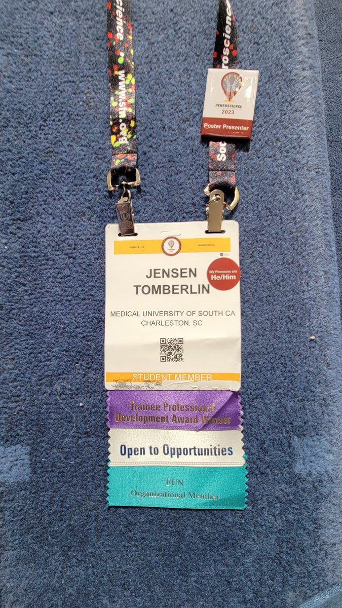 ScienceStace's tweet photo. And thats a wrap for #SfN2023! thank you to everyone who visited my poster sessions and reached out to discuss my work! Special shout outs for @FUNfaculty for hosting a grrat social and #twitterlessAnna who I met in person and checked out talks and symposiums with this week! https://t.co/ZcpkVmmIun