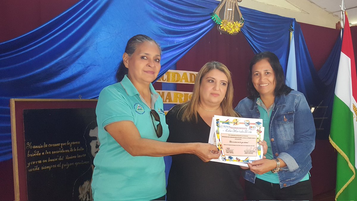 Acto de reconocimiento por obtener el primer lugar en el Certamen..."El Bibliotecario que quiero ser"...de Lic: Marisela Toruño.
<a href="/minednicaragua/">Ministerio de Educación Nicaragua</a> 
<a href="/DJinotega/">Ministerio de Educación Jinotega</a> 
<a href="/DJinotega/">Ministerio de Educación Jinotega</a>