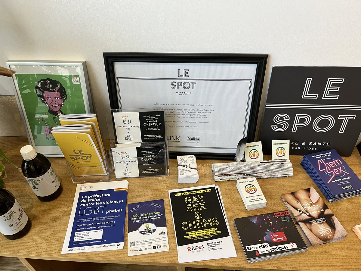 brigitte_liso's tweet image. Depuis plus de 10 ans, le 190 a développé une expertise en santé reconnue en France et à l’étranger, centrée sur les publics LGBT 🏳️‍🌈 et éloignés

Les équipes proposent des outils en matière de dépistage/prévention combinée contre le #SIDA: #PREP, Traitement Post Exposition, #TASP