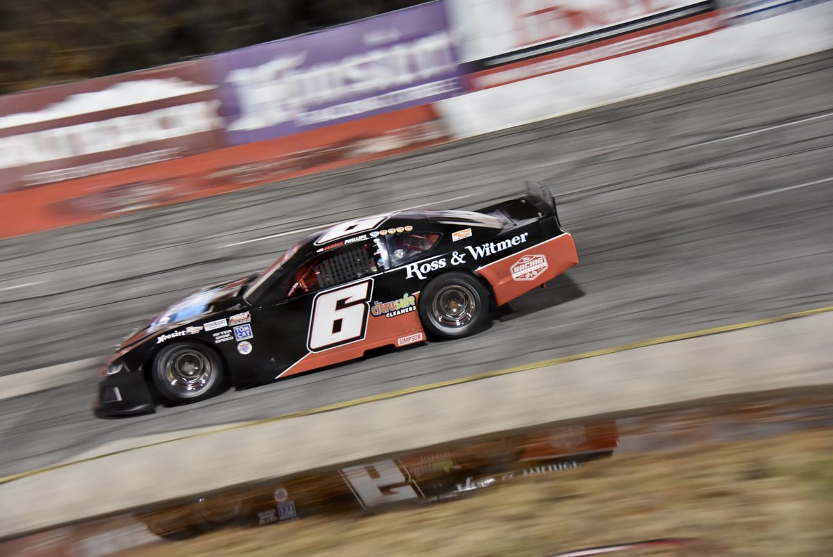 GardnerStPhoto's tweet photo. Reflections from the 2023 fall brawl @hickoryspeedway 

#nascar #latemodel #limitedlatemodel #nascarhometracks #hickorymotorspeedway #NAAPWS  #advanceautopartsweeklyseries #sunocoracefuels #hoosier #hoosiertire #hoosiertires #hoosierracingtires https://t.co/xm0F2sHpVc