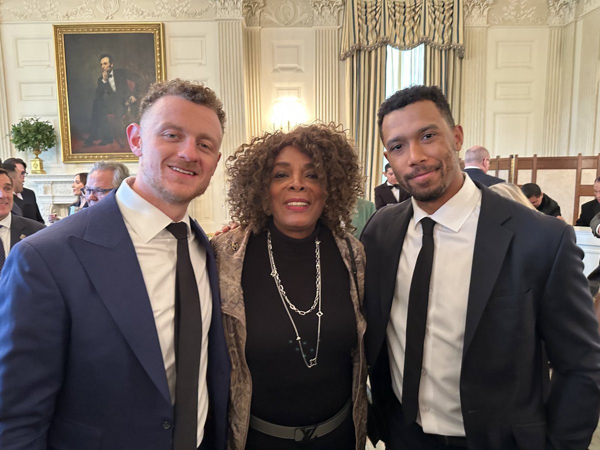 Happily back in Nevada, still excited over the GK celebration and grateful to join WH policy briefings with @ChairBrendaMallory w CEQ discussing #climate and critical investments for rural and historically underserved communities thru the Bipartisan Infrastructure Bill!

￼