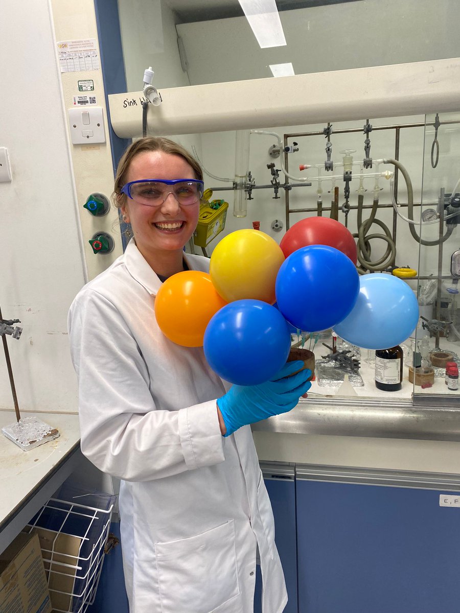 Willis_Group's tweet image. Here's Lily getting wacky with a Wacker oxidation! Who said chemistry was boring? 🎈🎈🎈⚗️
#ItsAParty