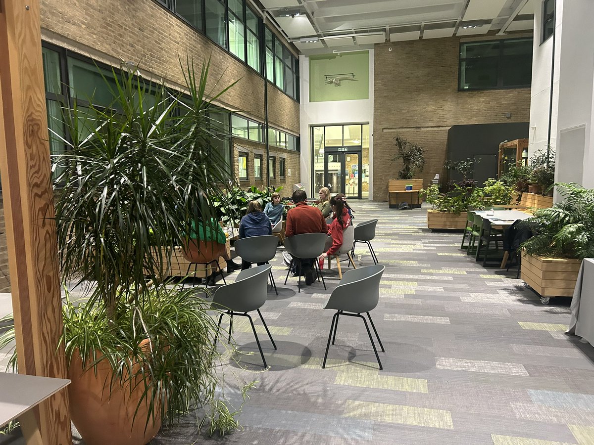 LEC Postgraduate (@lancsunilecpg) on Twitter photo Getting the <a href="/LancsUniLEC/">Lancaster Environment Centre</a> #GradScEnv team together today to welcome prospective new PG students π Getting the <a href="/LancsUniLEC/">Lancaster Environment Centre</a> #GradScEnv team together today to welcome prospective new PG students π