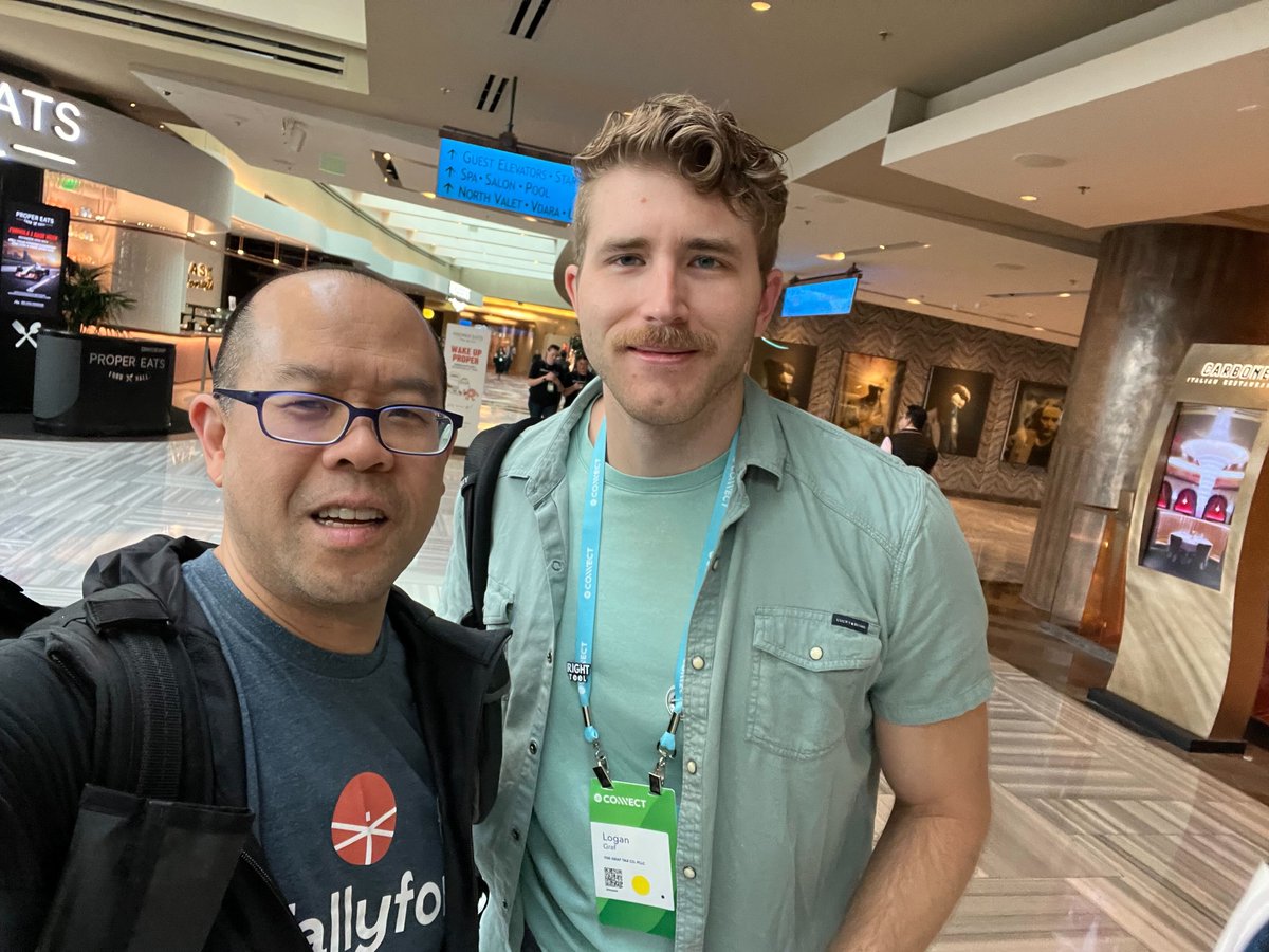 More #QBConnect highlights! So good to see  <a href="/LoganGrafTax/">Logan Graf</a>!