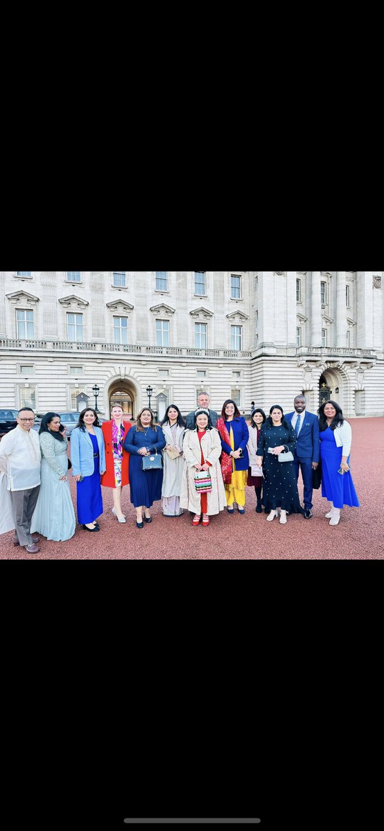 Narinde40612684's tweet photo. @RoyalFamily It was an honour and privilege  to meet His Majesty The King at the Buckingham Palace on his birthday. Many thanks @mftchiefnurse @himynameisjaneg @sarahpe89175928 for this opportunity. https://t.co/c7d991pYcS